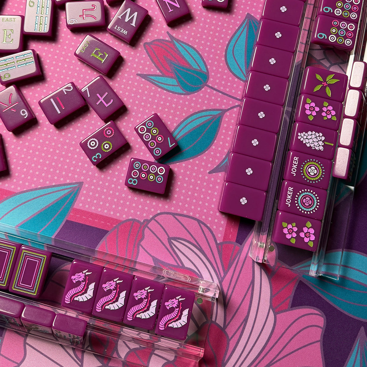 Long Line Roses Coral Mahjong Mat